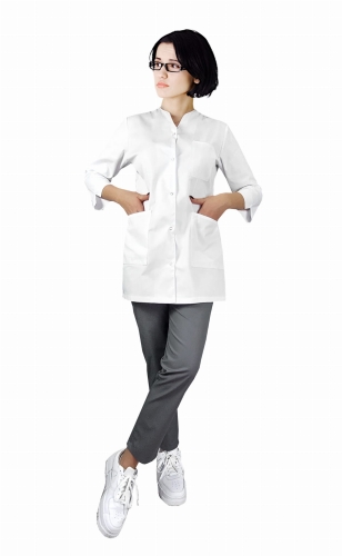 Дамски медицински комплект с 3/4 ръкав и бяла кант.