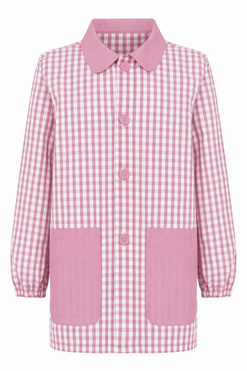 Fartuszek dziecięcy w różową kratę zapinany na guziki mockup.png