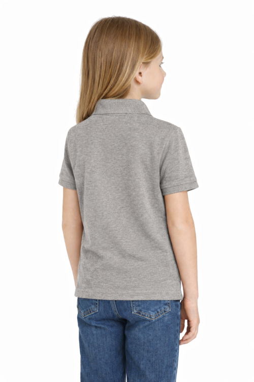 Koszulka polo dziecięca dla chłopca i dziewczynki w wieku 3-14 lat szara widok z tyłu dziewczynka.png